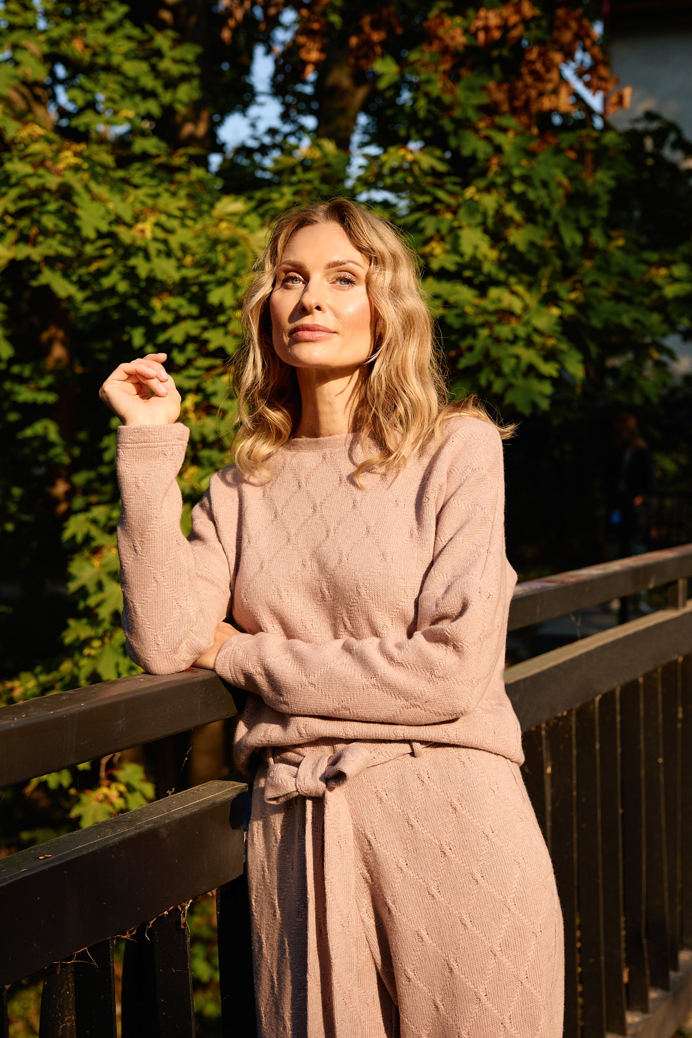 Megztinis "Tantus" - pelenų rožinės spalvos