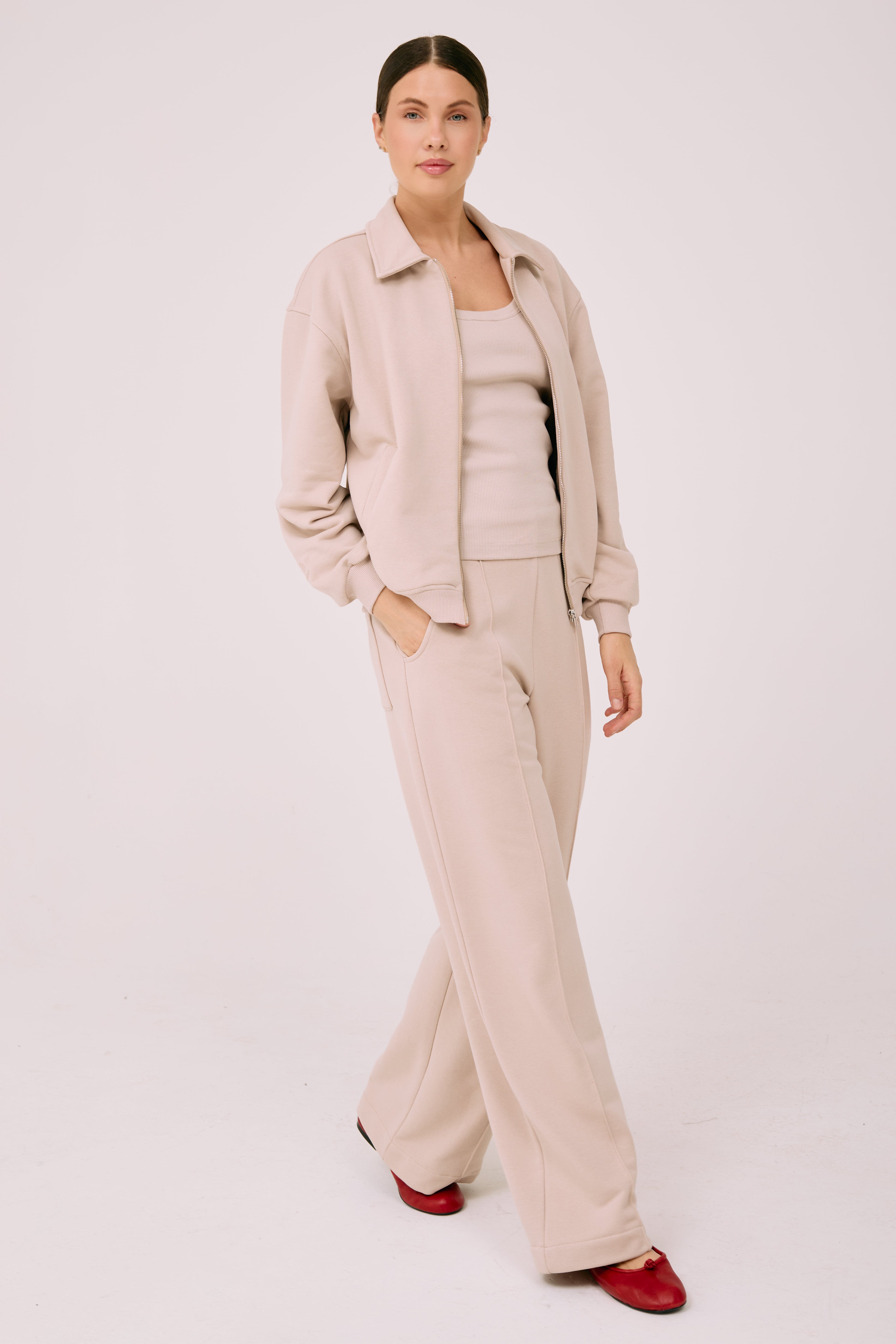 Bomberis "Solum" - kreminės spalvos