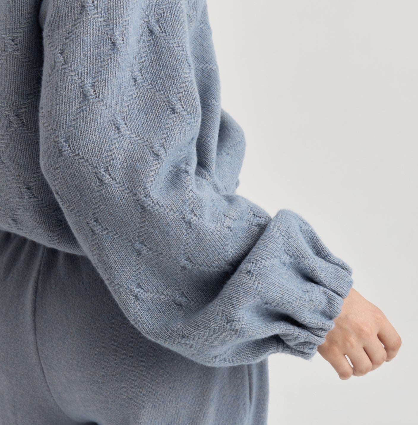 Laisvalaikio kostiumas - melsvos spalvos