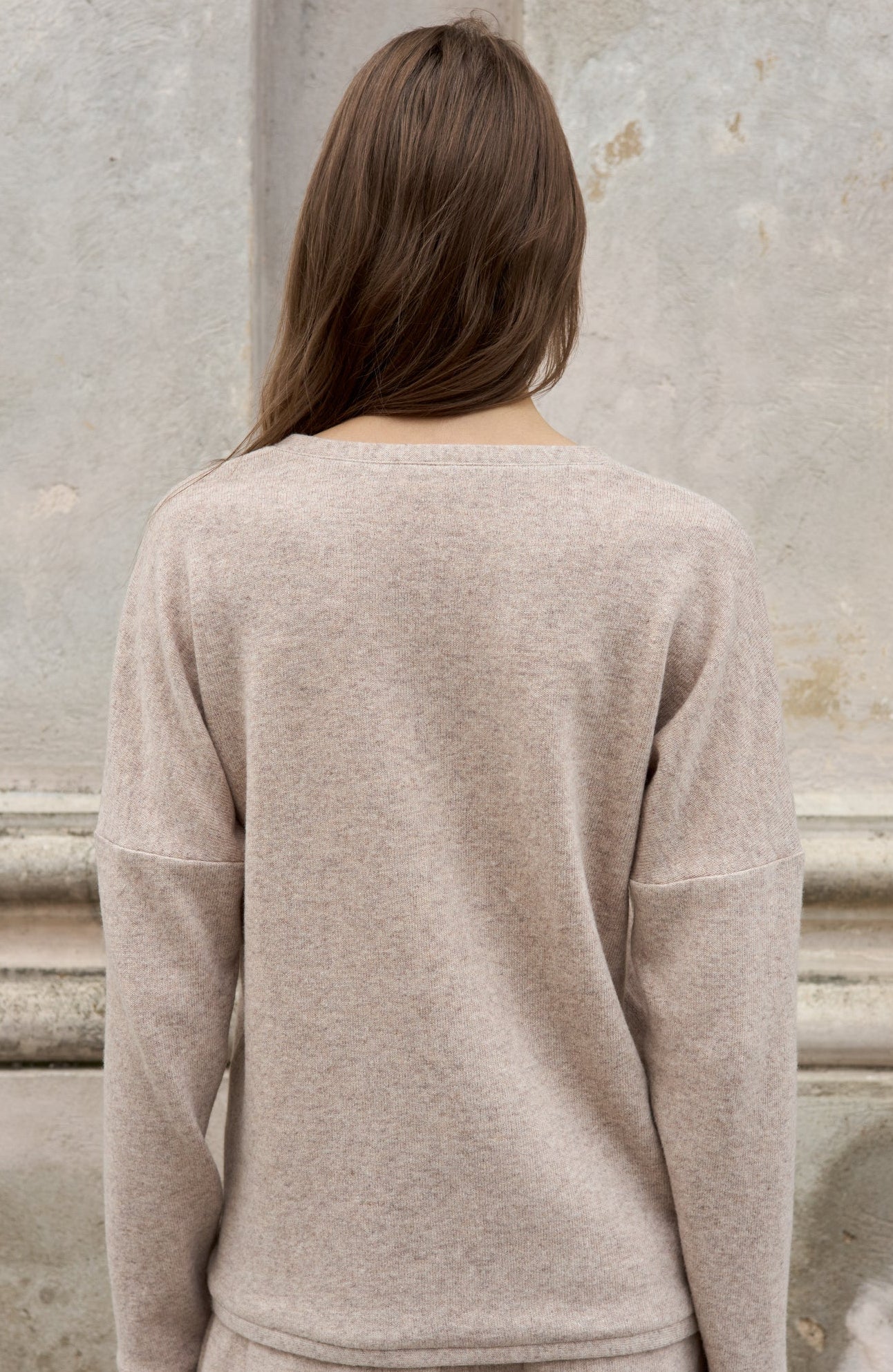 Laisvalaikio kostiumas - smėlio spalvos